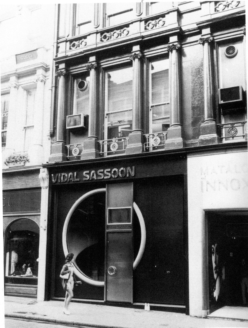 171_bond_street_salon